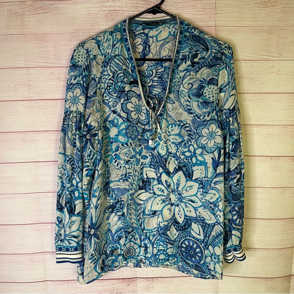Etcetera 100% Silk Blue White Pattern Neck Tie Blouse Size 4